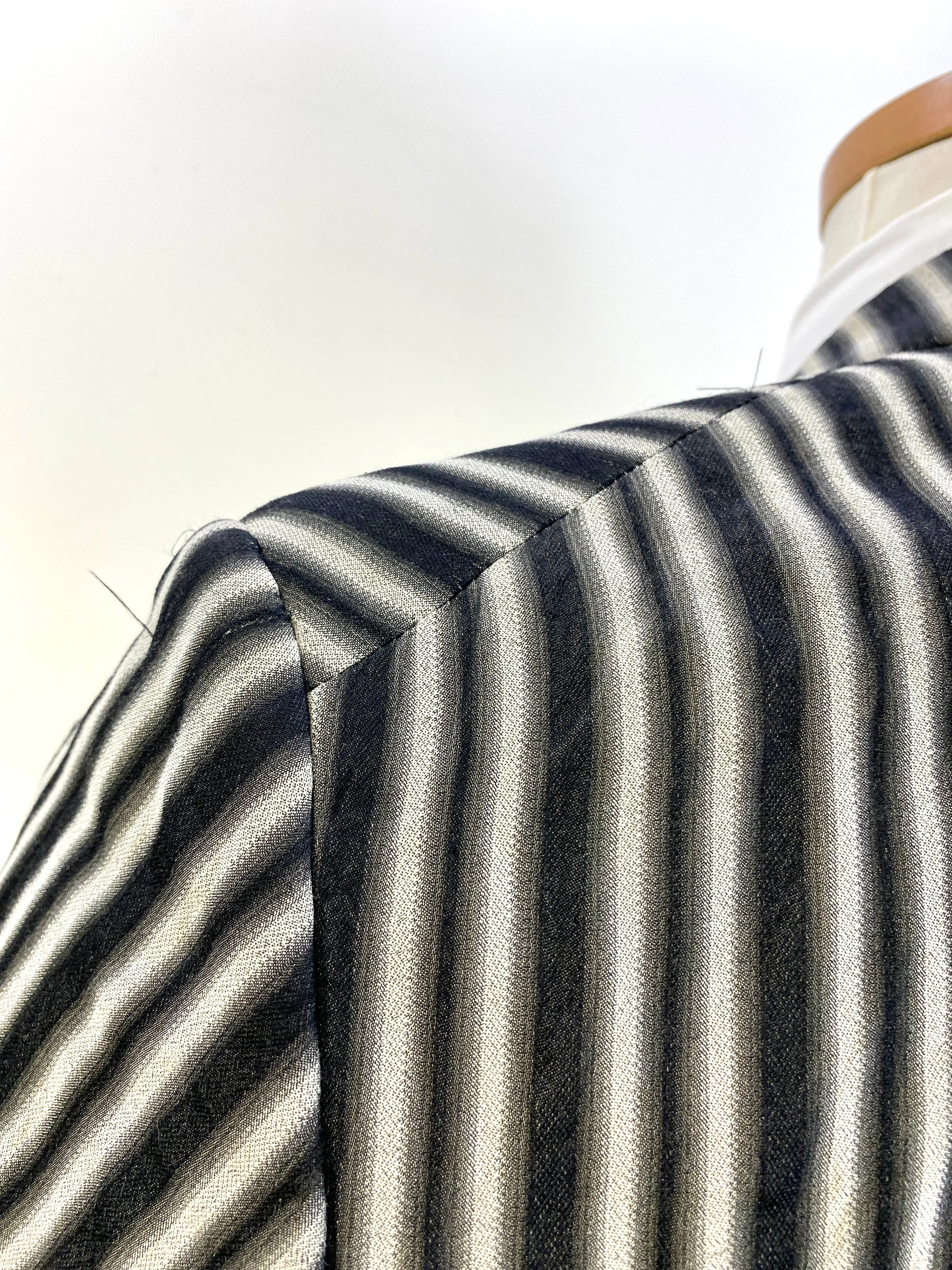 1990s Vintage Black/ Grey Stripe Men's Blazer, Venturo Jacket, C40