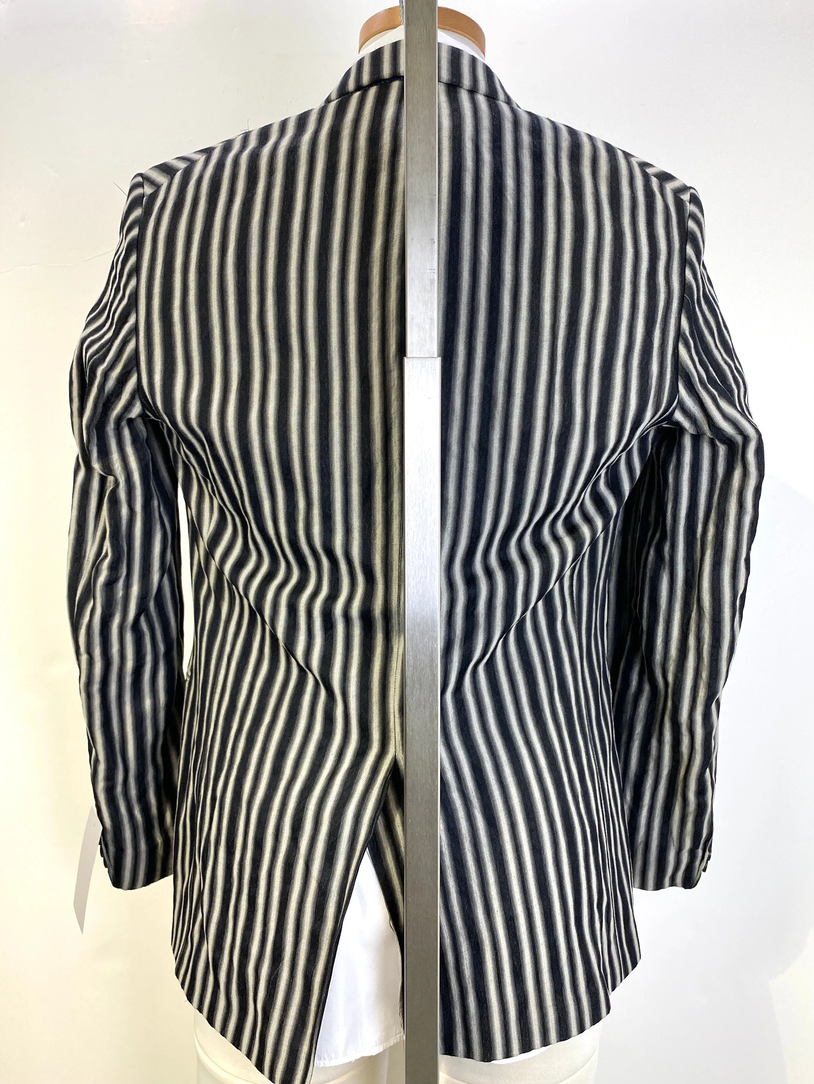 1990s Vintage Black/ Grey Stripe Men's Blazer, Venturo Jacket, C40