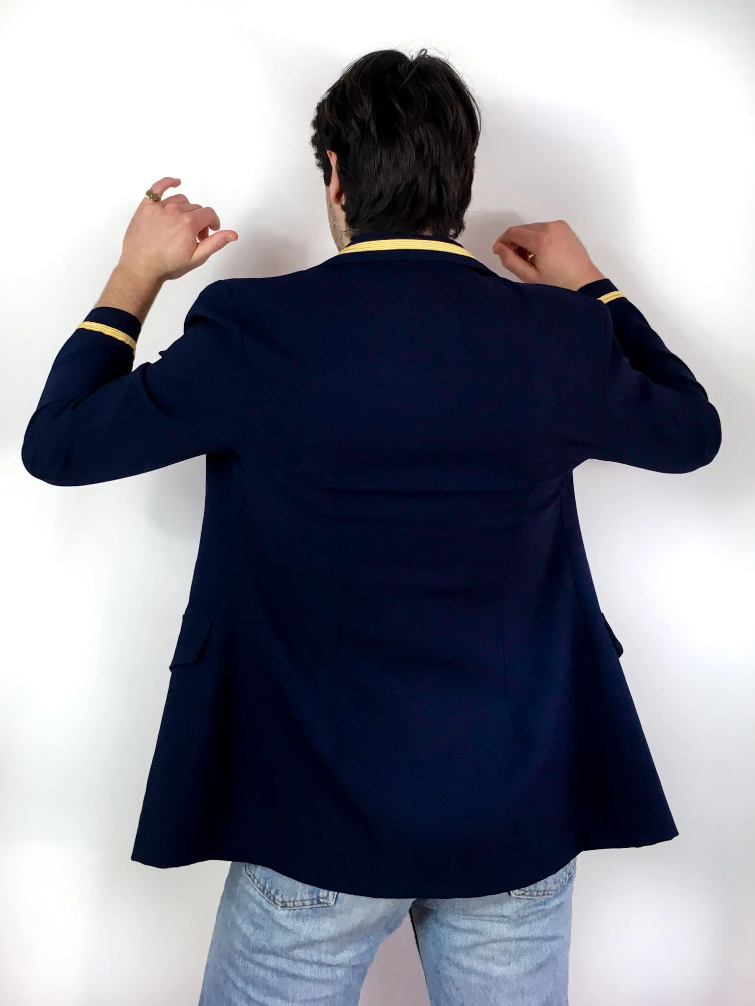 70s vintage navy blue light blazer, gold-toned details