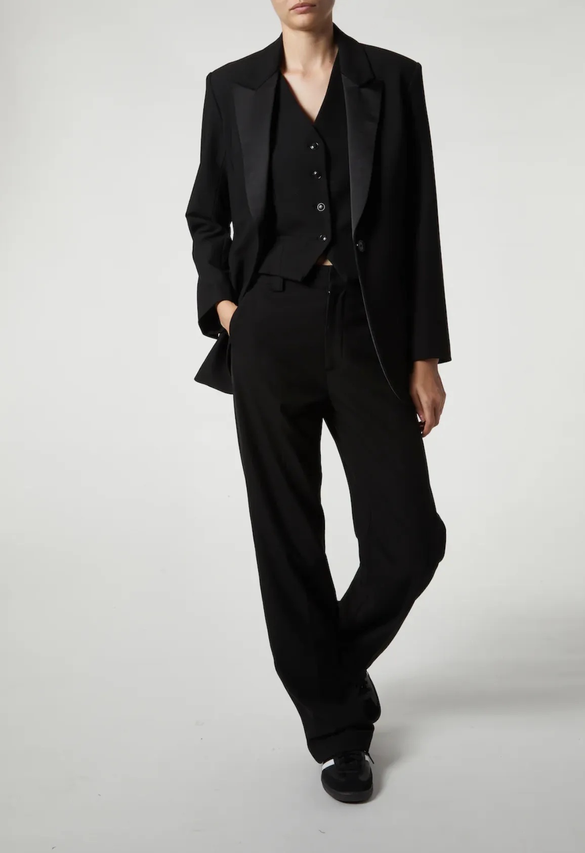 DYLAN TUXEDO JACKET - BLACK