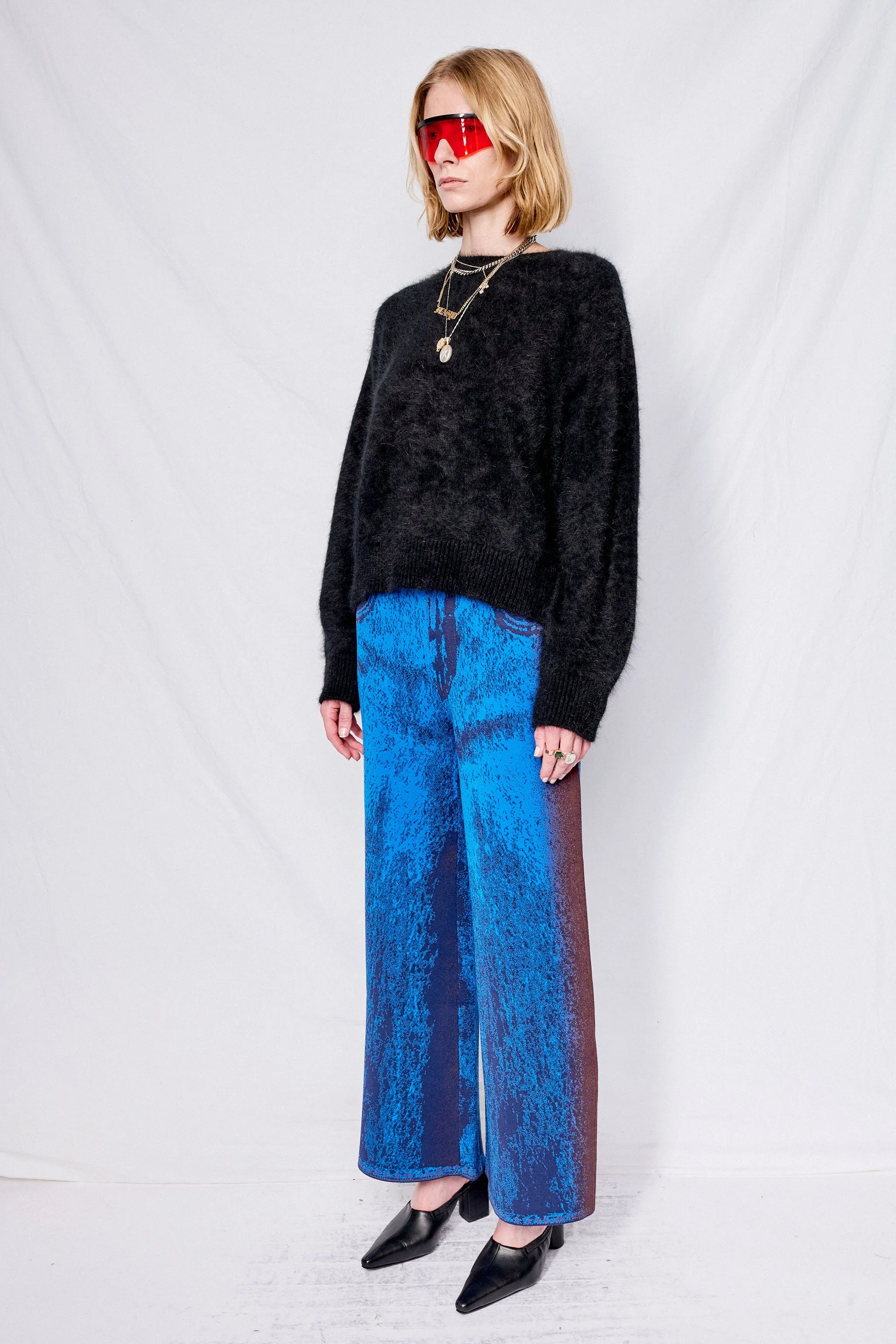 Nero Fuzzy Balloon Sleeve Sweater