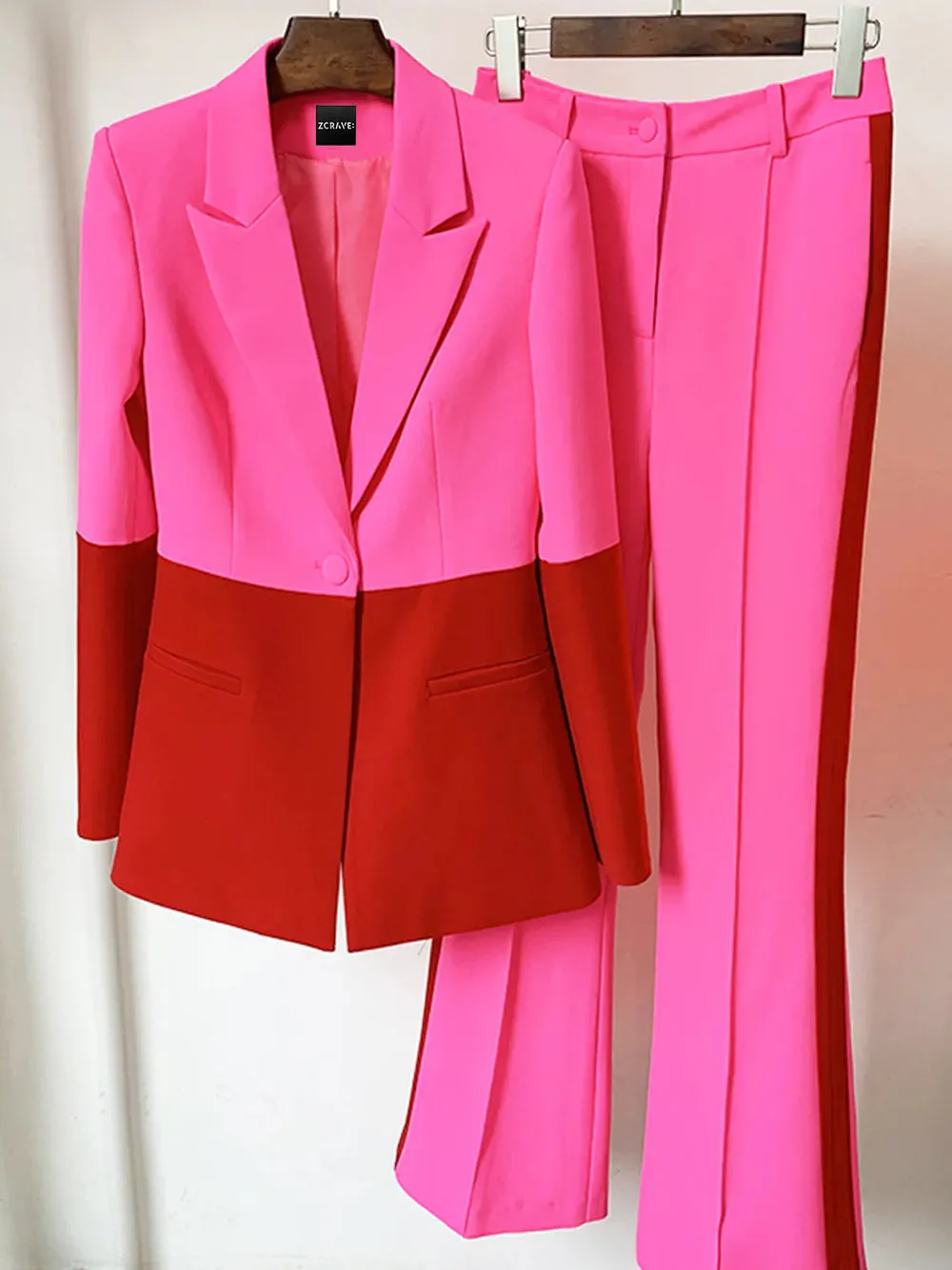 PETELE Blazer & Pants Set In Pink & Red