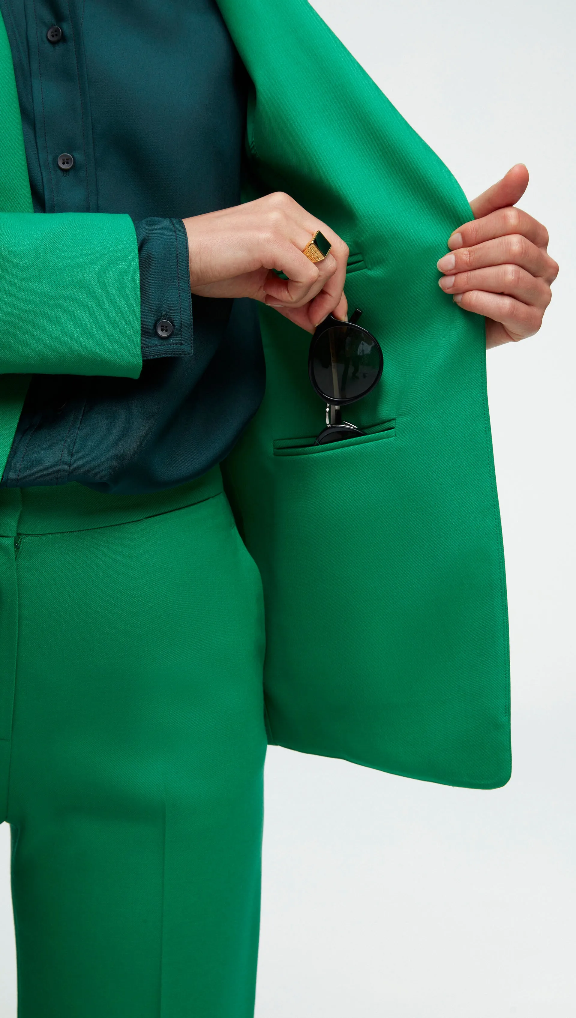 Single Button Blazer in Seasonless Wool | Kelly Green