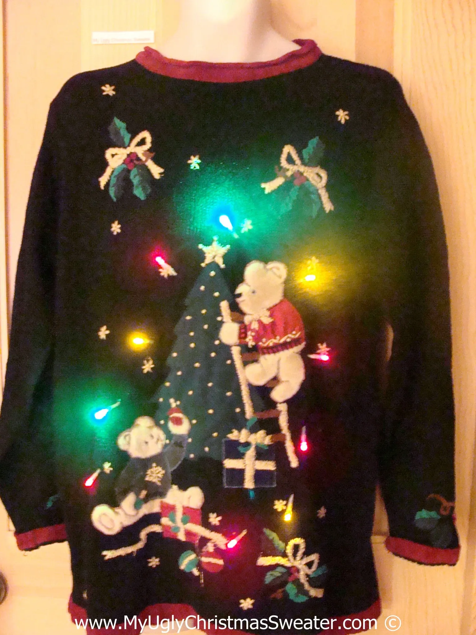 Tacky Xmas Sweater with Lights Bears and Tree (g173)